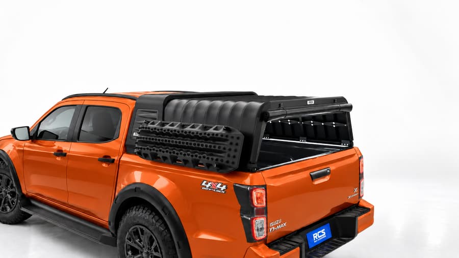 RCS canopy on a Isuzu D-Max, with MaxTrax mounts