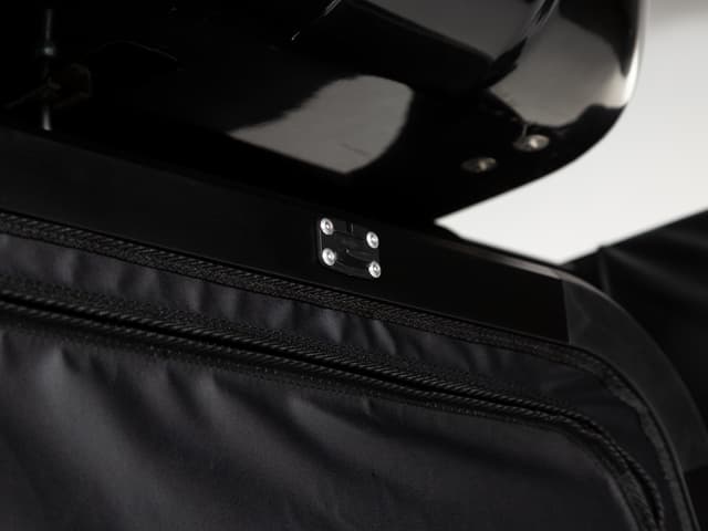 Close up of the heavy duty zip at the corner of the canopy